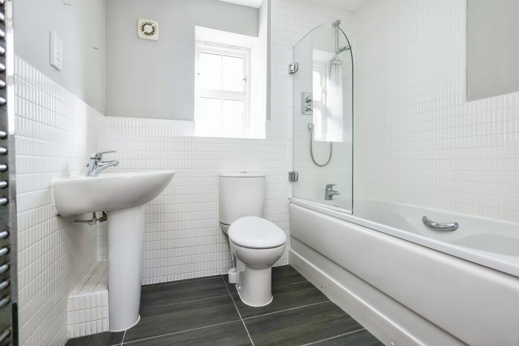 Additional image 15 of Horseshoe Crescent, Birmingham, B43