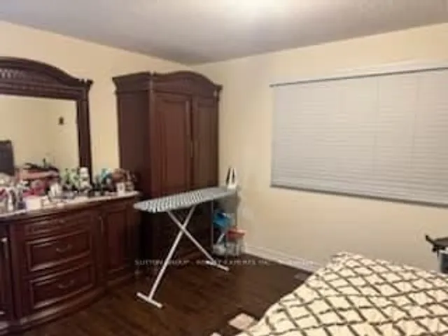 Additional image 13 of 10 Lupin Crt