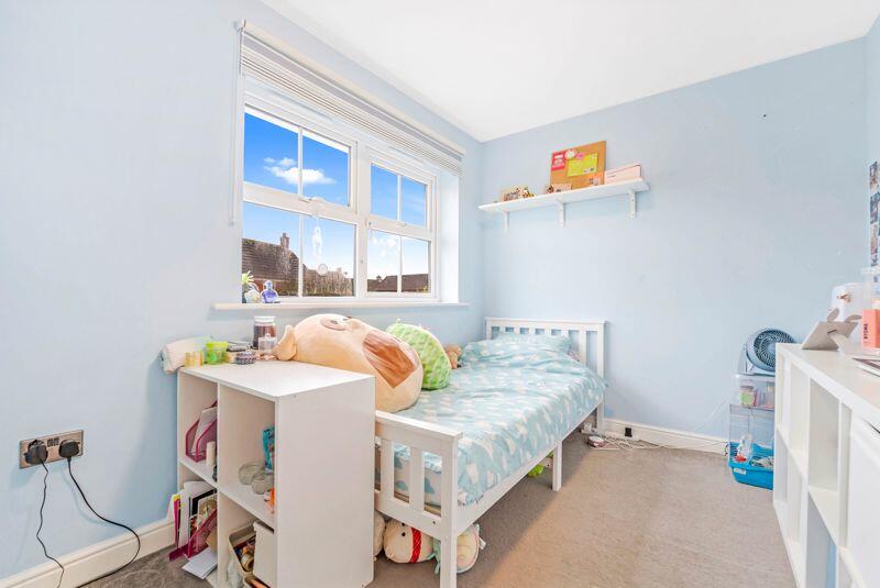 Additional image 14 of Riverside Close, St Georges - IMPRESSIVE 5 BED HOME