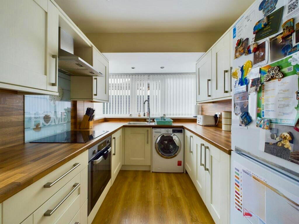 Additional image 3 of Park House Walk,Low Moor,Bradford,BD12 0PL