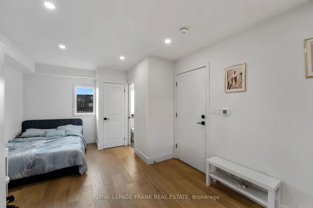 Additional image 9 of 70 Wiltshire Ave