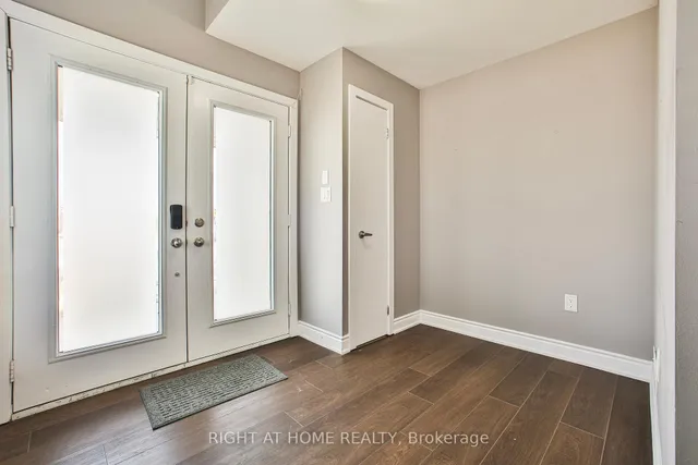 Additional image 8 of 590 North Service Rd Unit 102