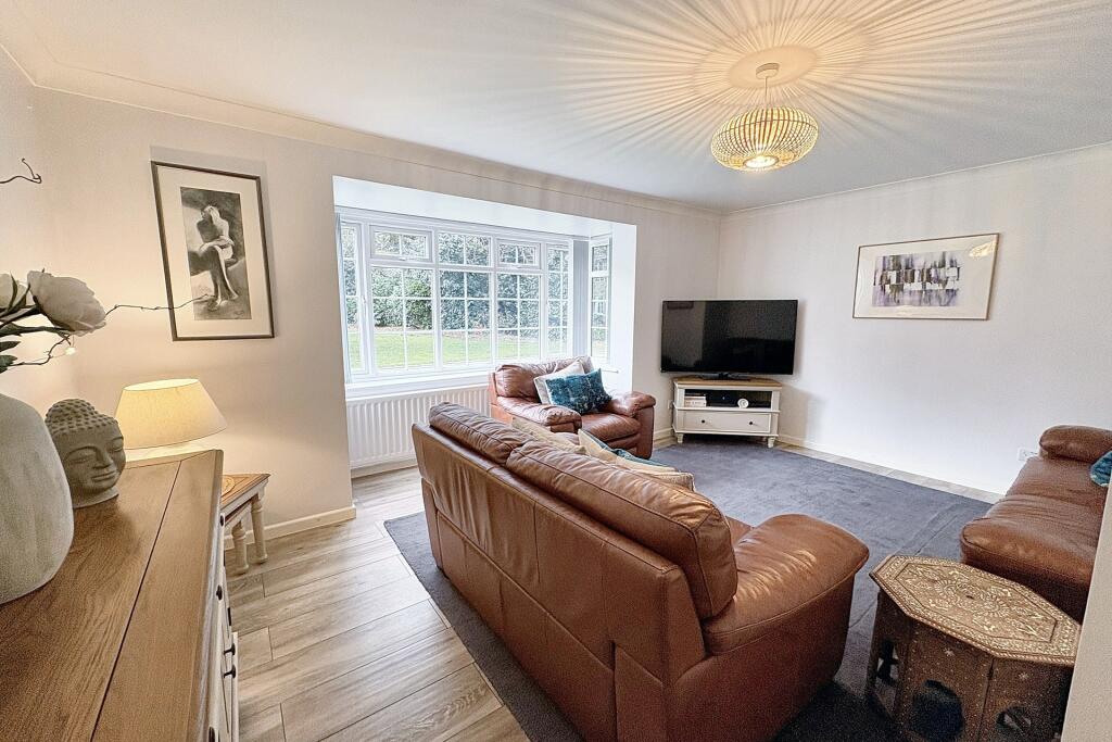 Additional image 4 of Ferndown
