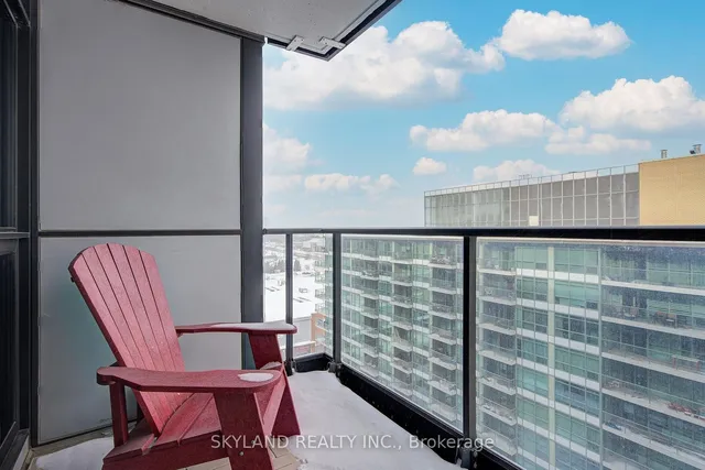 Additional image 22 of 19 Singer Crt Unit 1618