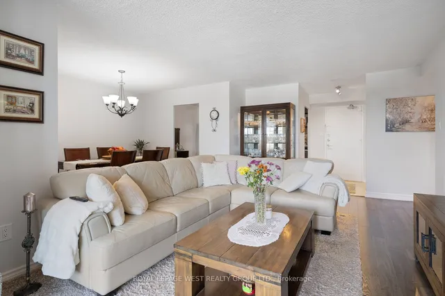 Additional image 7 of 362 The East Mall Unit 310