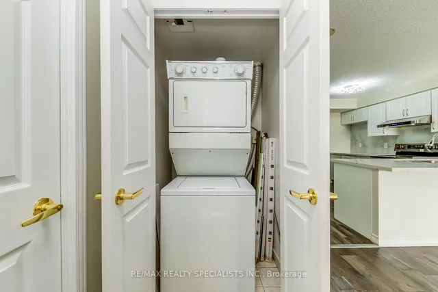 Additional image 31 of 25 Kingsbridge Garden Circ Unit 1127