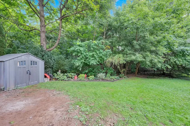 Additional image 36 of 80 Townsend Ave