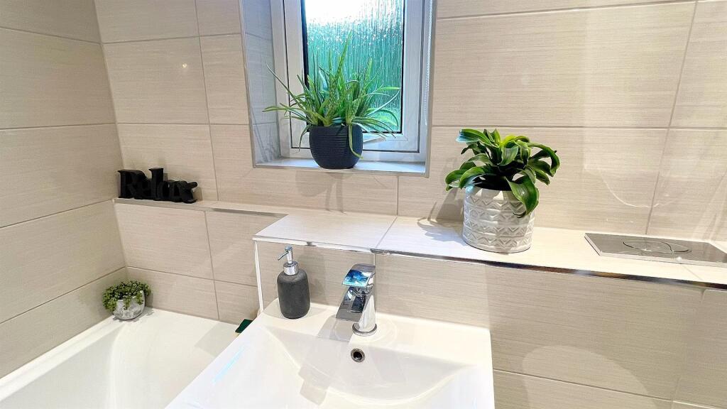 Additional image 17 of 1 Sycamore Court, 12 Bowlas Avenue, Four Oaks, Sutton Coldfield