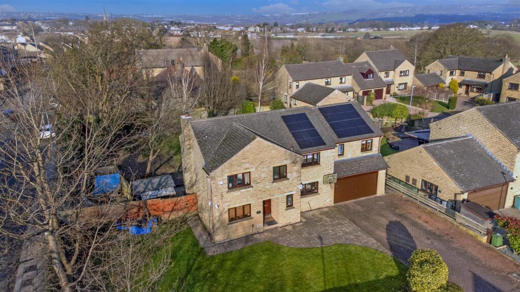 Additional image 19 of Tall Trees, 117, Scholes Lane Scholes, Cleckheaton, BD19 6LY