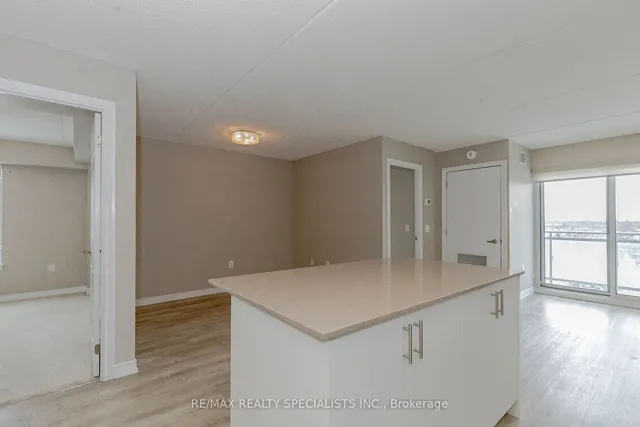 Additional image 12 of 716 Main St Unit 711