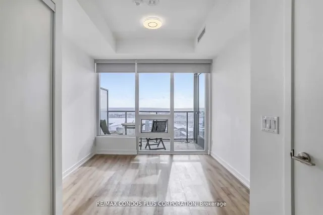 Additional image 20 of 135 East Liberty St Unit 1402