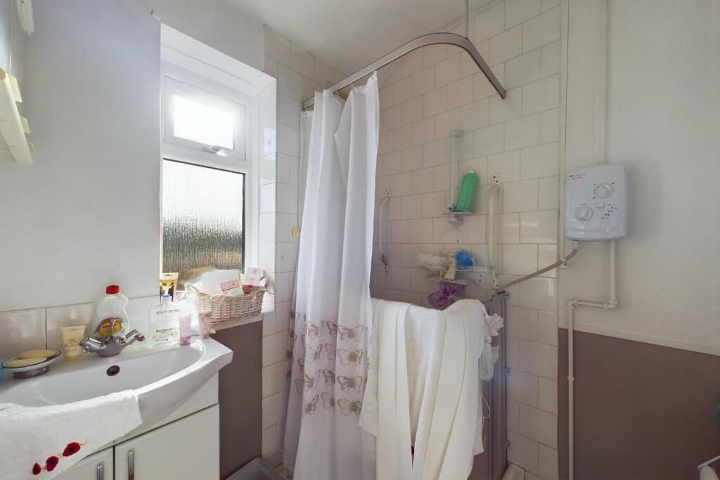 Additional image 8 of Needwood Grove, West Bromwich, B71 3NJ