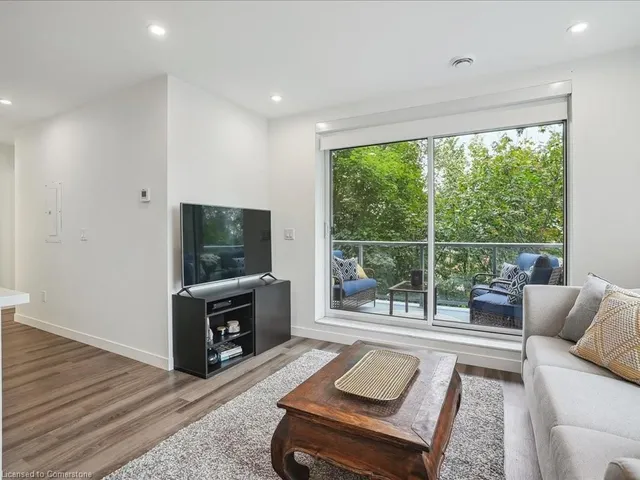 Additional image 12 of 479 Charlton Ave Unit 204