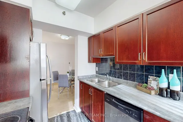 Additional image 21 of 43 Eglinton Ave Unit 205