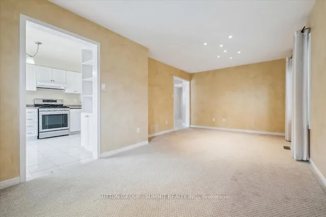 Additional image 13 of 131 Genesee Dr