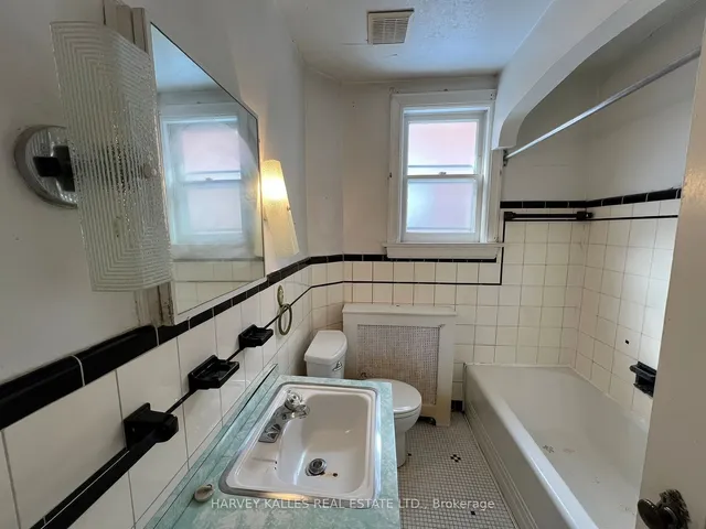 Additional image 18 of 76 Shelborne Ave