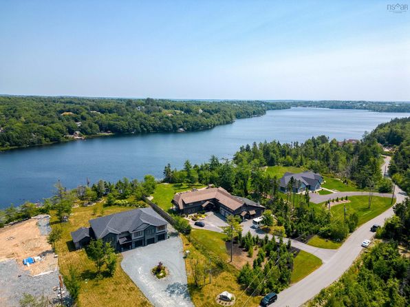 Additional image 4 of 402 Lochmoor Ln, Halifax, NS B2W 6C8