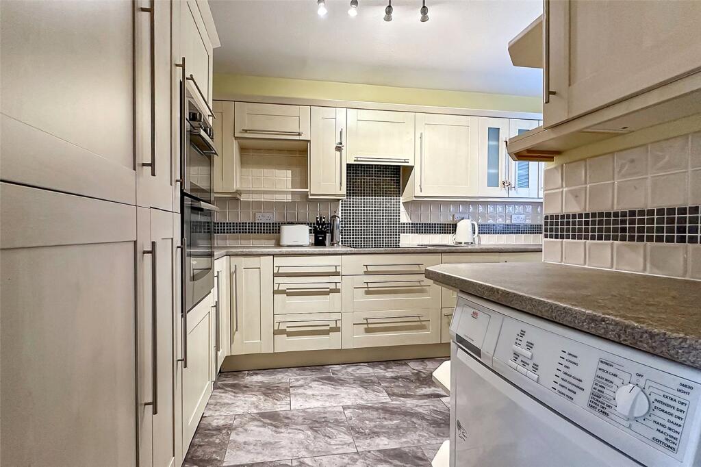 Additional image 14 of Dinsdale Gardens, Rustington, Littlehampton, West Sussex
