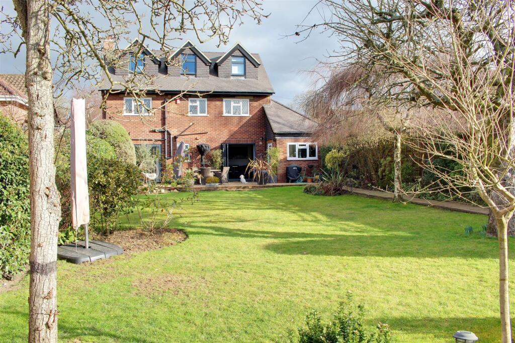 Additional image 14 of Bradmore Way, Brookmans Park
