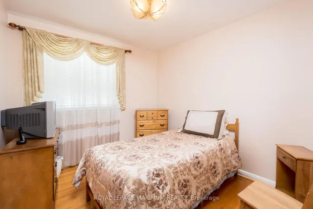 Additional image 16 of 31 Marlington Cres