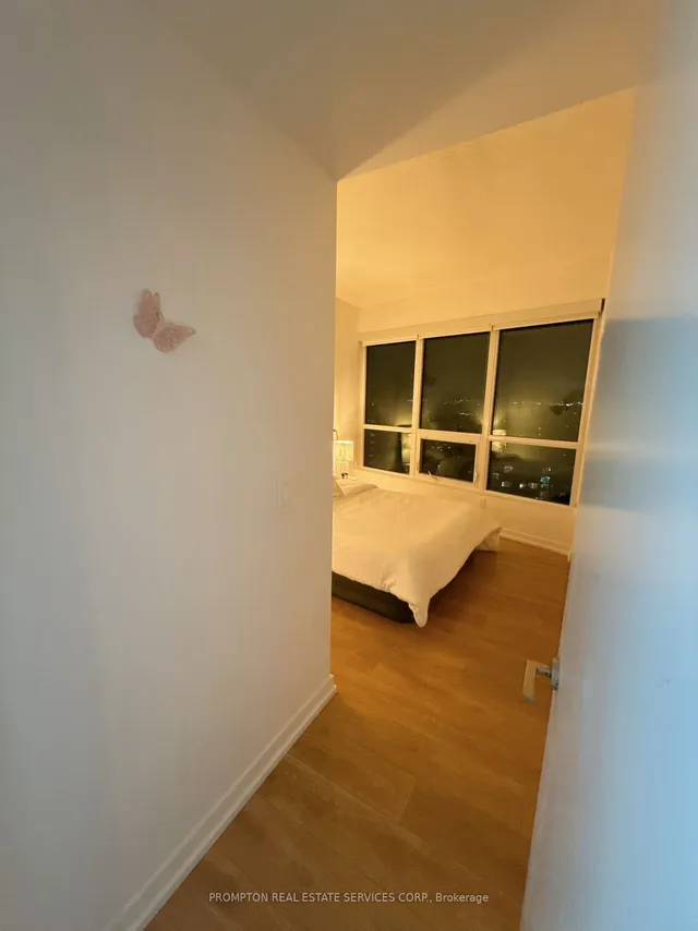 Additional image 4 of 115 McMahon Dr Unit 1005