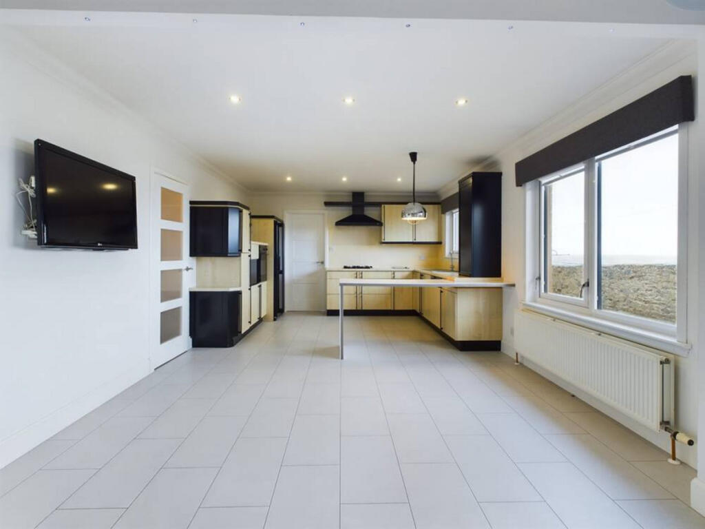Additional image 6 of Simpson Place, Macduff, AB44