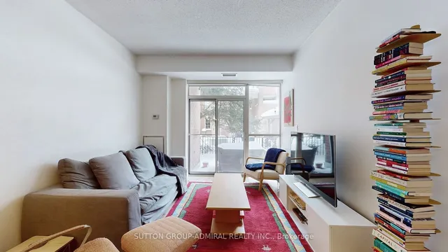 Additional image 4 of 1000 King St Unit 101