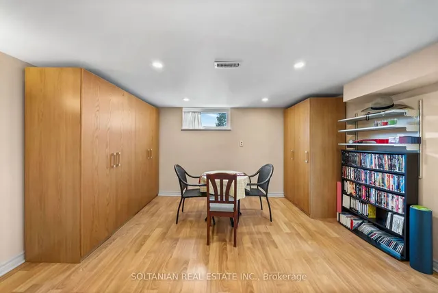 Additional image 28 of 29 Sealcove Dr