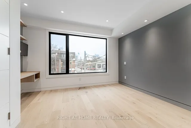 Additional image 20 of 677 Huron St