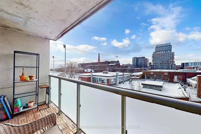 Additional image 27 of 20 Joe Shuster Way Unit 415