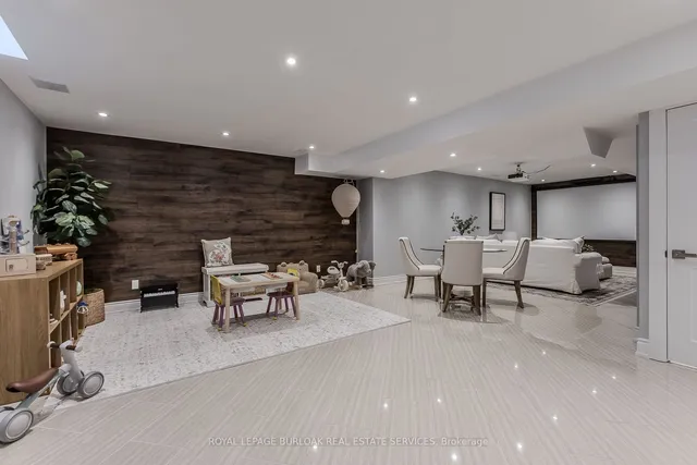 Additional image 34 of 4270 Carrick St