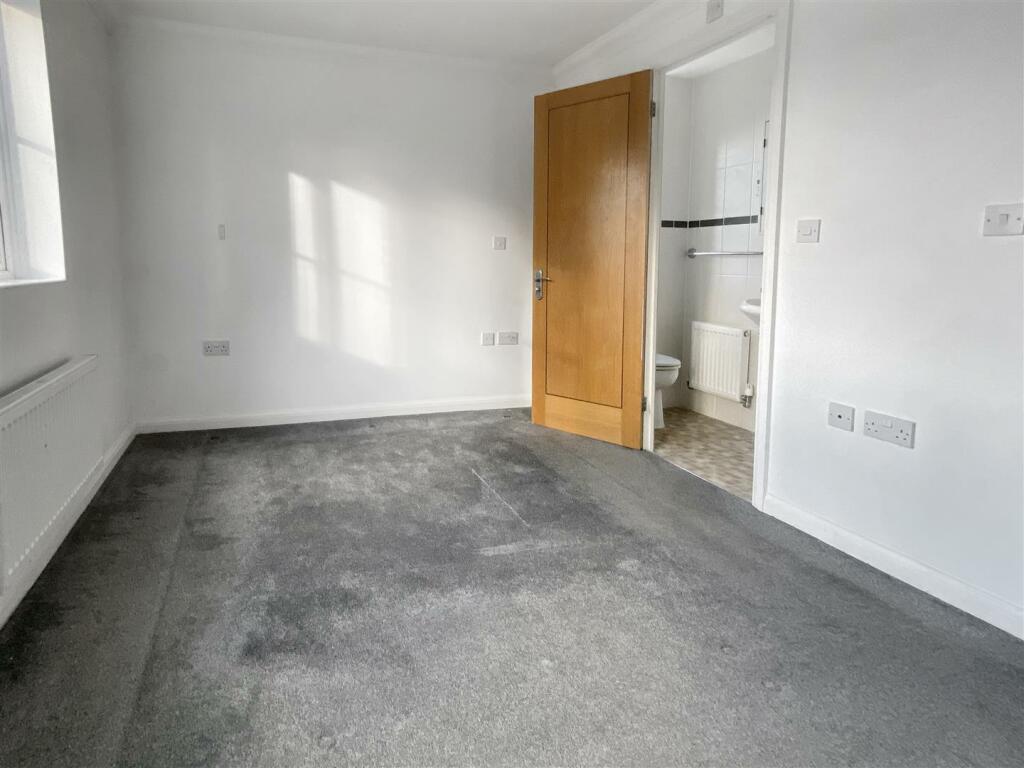 Additional image 7 of The Poplars, Littlehampton