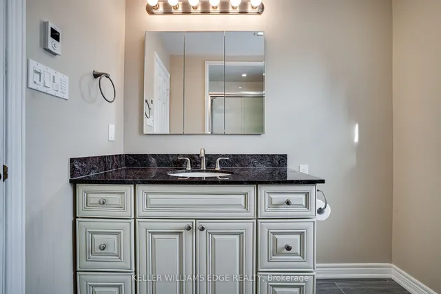 Additional image 26 of 1415 Hazelton Blvd Unit 26