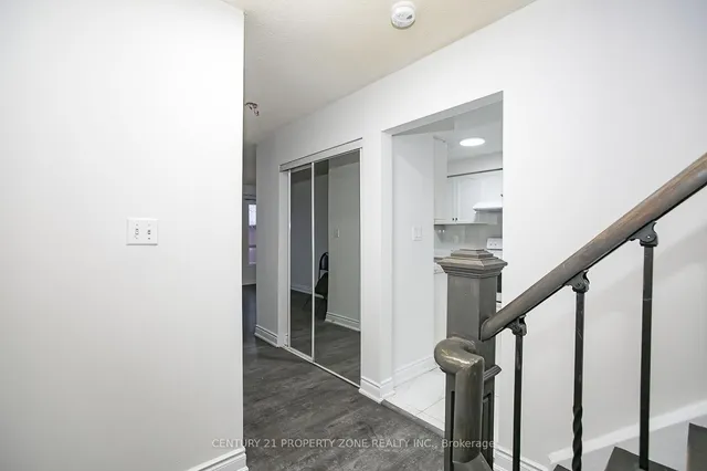 Additional image 7 of 2 Clay Brick Crt
