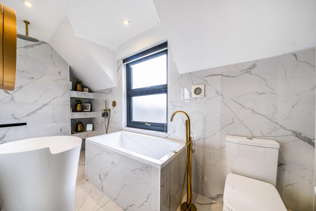 Additional image 9 of Plaistow Lane, Bromley