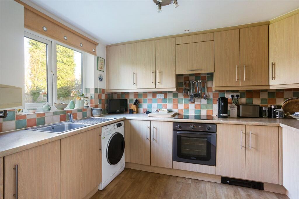 Additional image 4 of Douglas Road, Harpenden, Hertfordshire, AL5