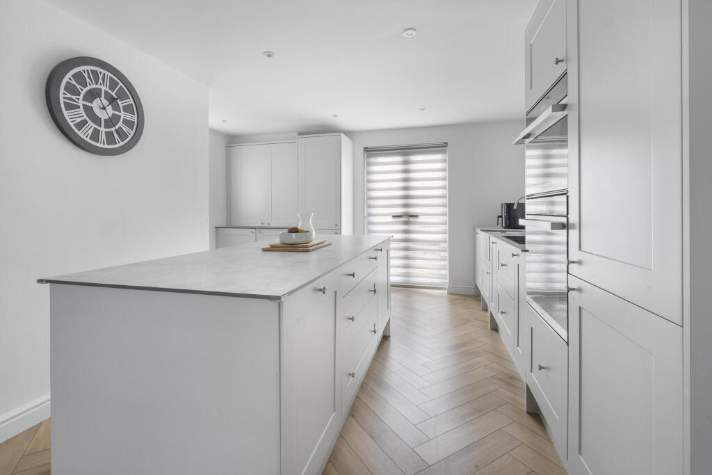 Additional image 5 of Iron Way, Bromsgrove. B60