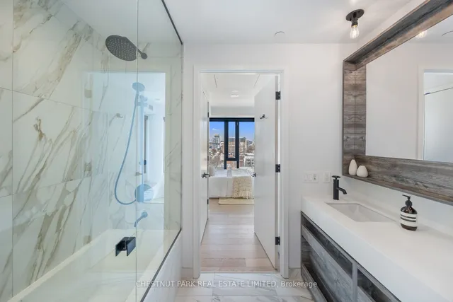 Additional image 25 of 505 Richmond St Unit 821