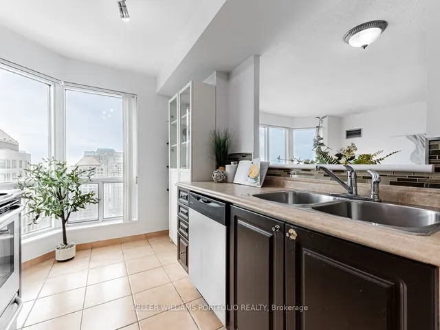 Additional image 8 of 11 Lee Centre Dr Unit PH208