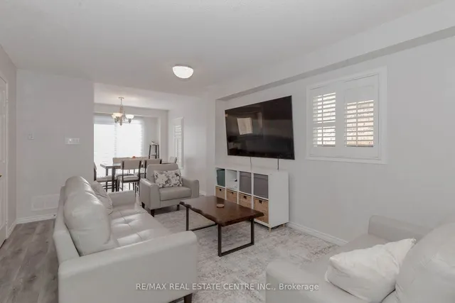 Additional image 7 of 1780 Lampman Ave