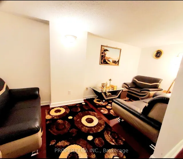 Additional image 6 of 33 University Ave Unit 1109