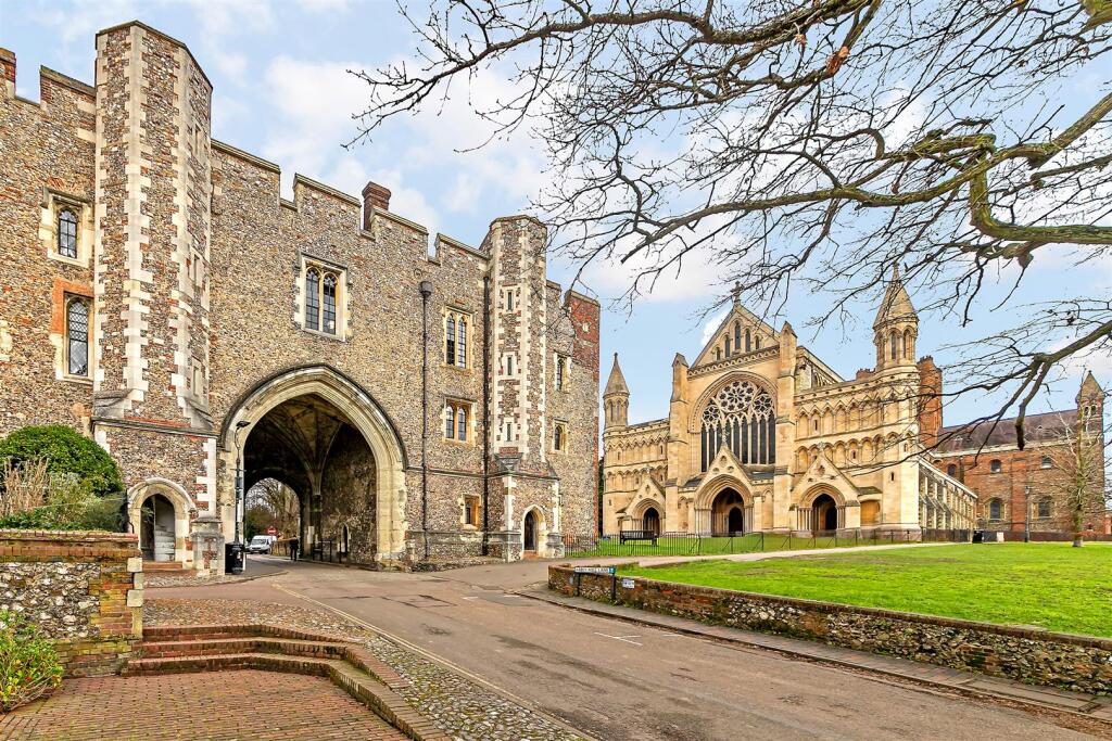 Additional image 15 of The Oaks, St. Albans