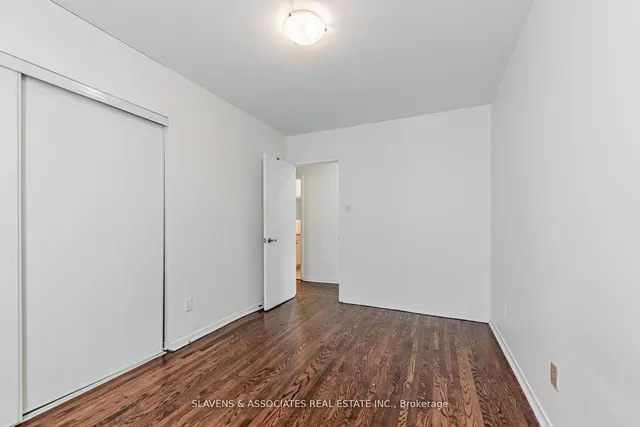 Additional image 9 of 523 Glengarry Ave