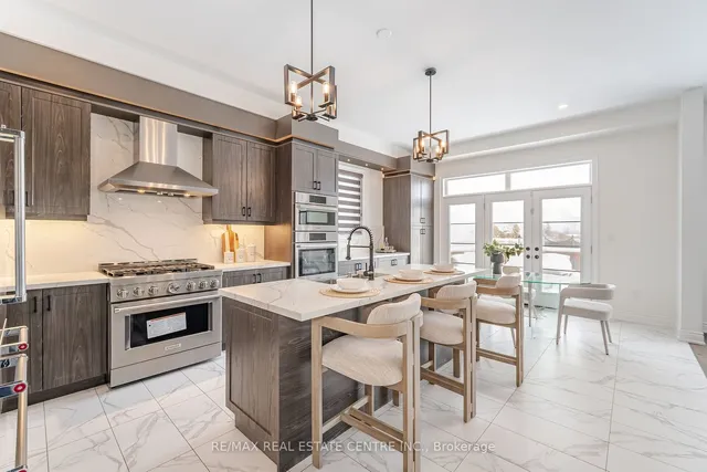 Additional image 15 of 583 Beam Crt