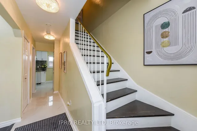 Additional image 31 of 1 Finchley Cres