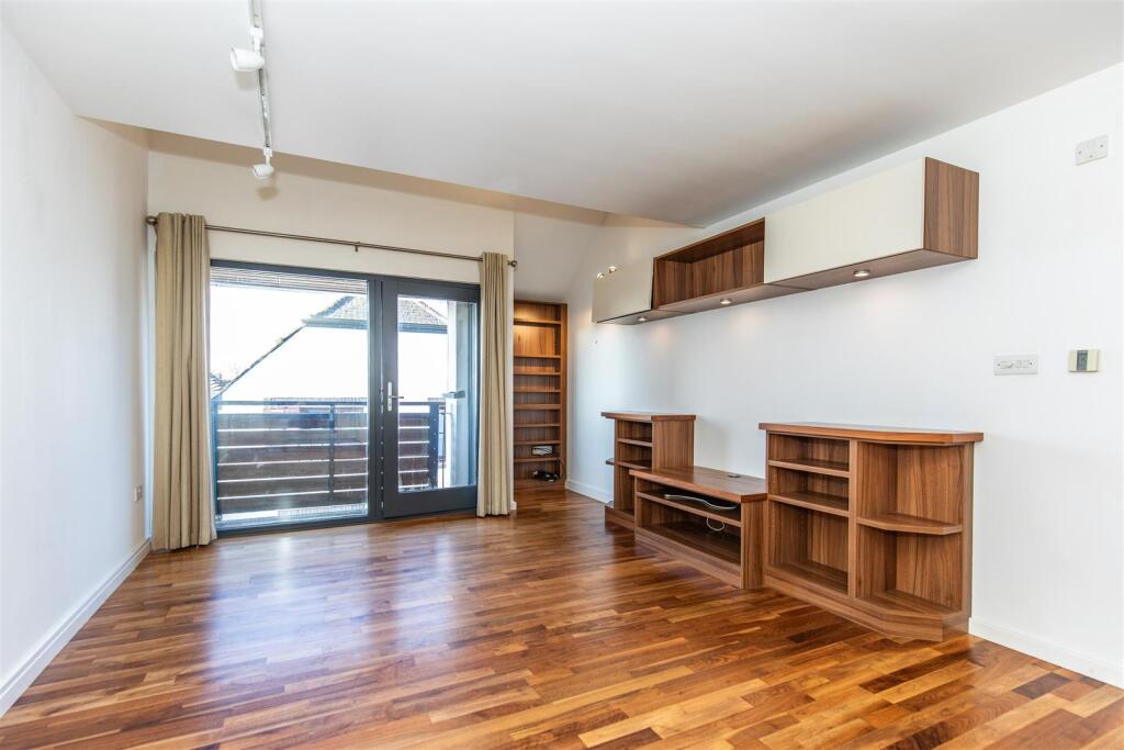 Additional image 17 of St. Nicholas Lane, Lewes BN7 2GH