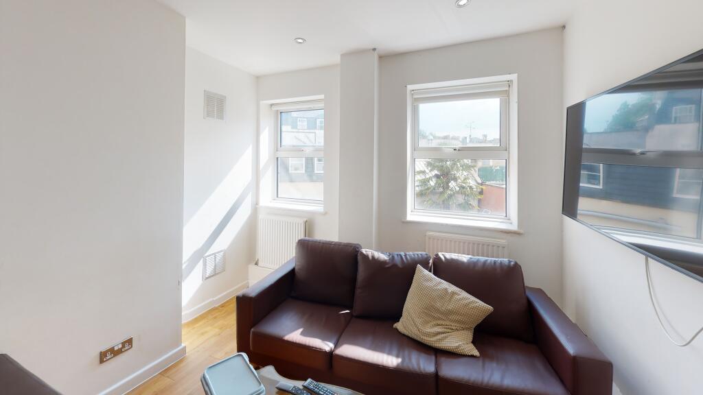 Additional image 10 of Queens Road (Flat 2), Clifton, Bristol, BS8