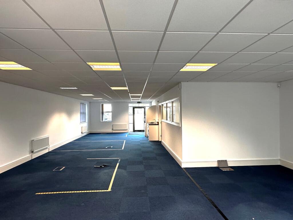 Additional image 8 of Unit 3 The Croft, Buntsford Gate, Bromsgrove, B60 4JE