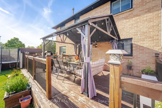 Additional image 37 of 2 Ebby Ave