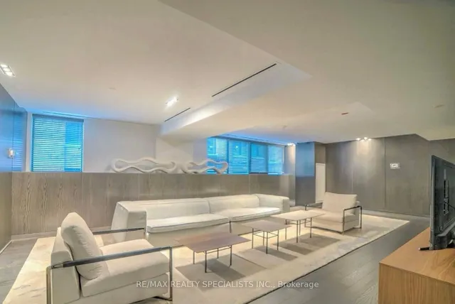 Additional image 22 of 15 Beverley St Unit 905